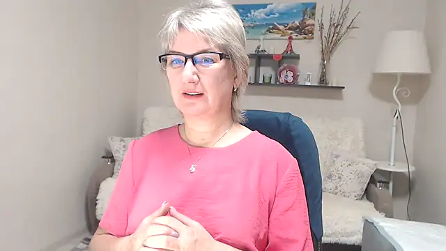 Snapshot of FleurMays chatting on October 28, 2025, 3:07 am FleurMays online show from October 28, 2025, 3:07 am