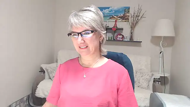 Snapshot of FleurMays chatting on November 15, 2025, 5:11 am FleurMays online show from November 15, 2025, 5:11 am