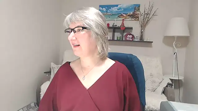 Snapshot of FleurMays chatting on December 5, 2025, 4:55 am FleurMays online show from December 5, 2025, 4:55 am