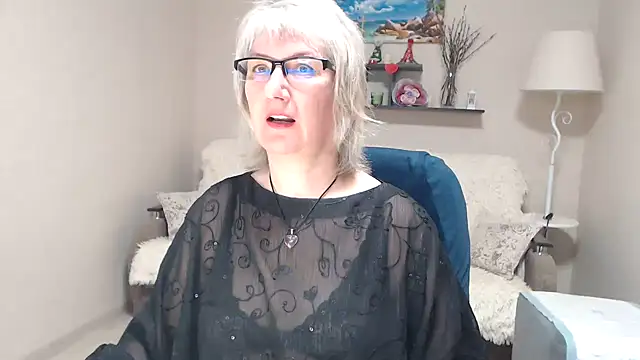 FleurMays online show from May 14, 2026, 2:52 am