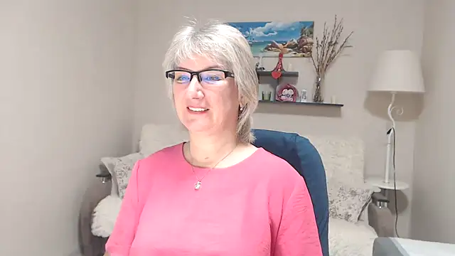 Snapshot of FleurMays chatting on November 3, 2025, 5:12 am FleurMays online show from November 3, 2025, 5:12 am