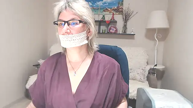 FleurMays online show from May 30, 2026, 3:24 am