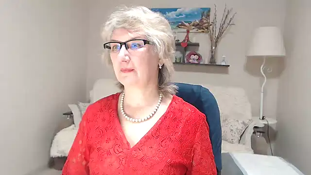 FleurMays online show from February 16, 2026, 6:12 am