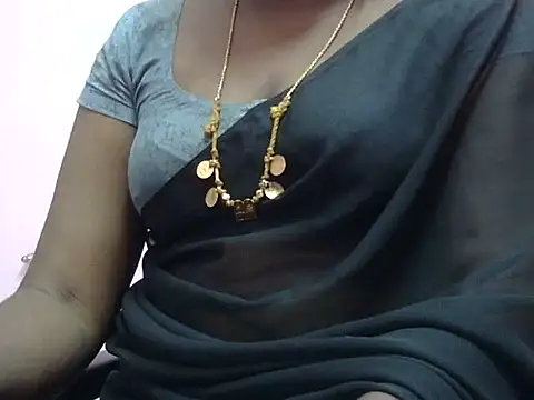 Hot akshara online show from November 29, 2025, 3:56 pm