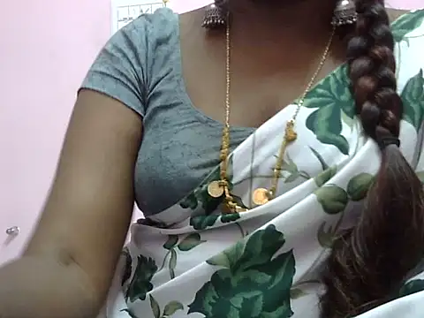 Hot akshara online show from December 15, 2025, 2:34 pm