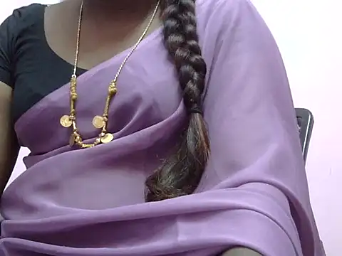 Hot akshara online show from December 21, 2025, 10:50 am