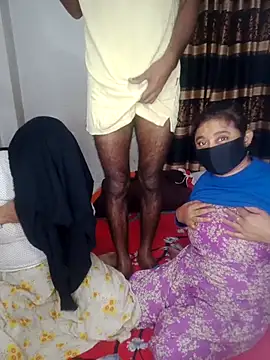 ArishaCouple online show from December 15, 2024, 5:56 am