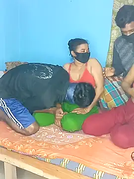 ArishaCouple online show from January 11, 2025, 6:24 am