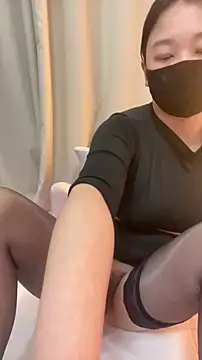 Nicole77-baby online show from December 4, 2025, 4:06 pm