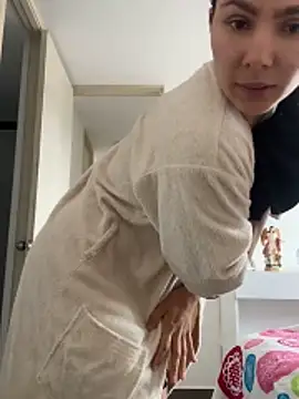 SofiaG  online show from November 1, 2025, 7:19 pm