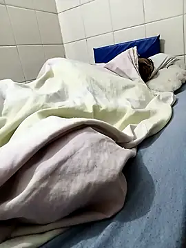 lele9457 online show from October 30, 2025, 10:02 am