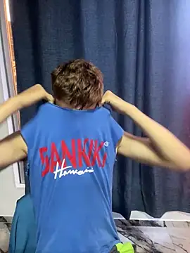 oliver Lz online show from October 22, 2025, 10:08 pm