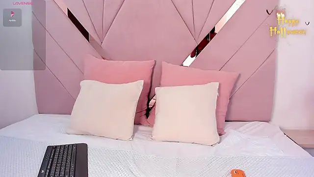 Snapshot of kaylin_jann chatting on October 16, 2025, 5:54 pm kaylin jann online show from October 16, 2025, 5:54 pm