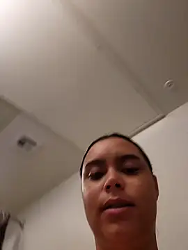 cinnaminnie online show from February 14, 2026, 6:30 pm