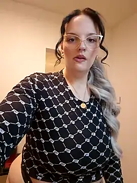 Jujuicy 97 online show from February 10, 2026, 9:08 am