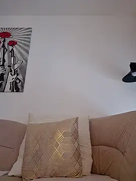 Jujuicy 97 online show from April 19, 2026, 10:38 am