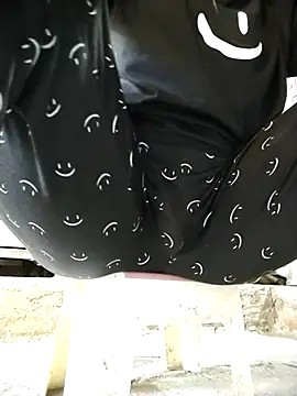 JasminePham online show from February 27, 2025, 7:08 am