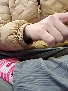 JasminePham online show from February 25, 2025, 7:20 am