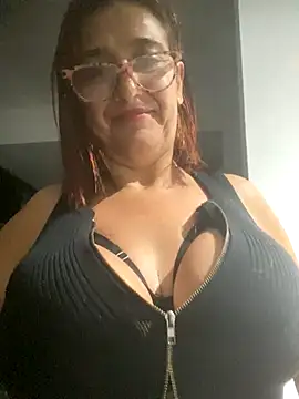 anastasia and jordan online show from September 24, 2025, 9:16 am