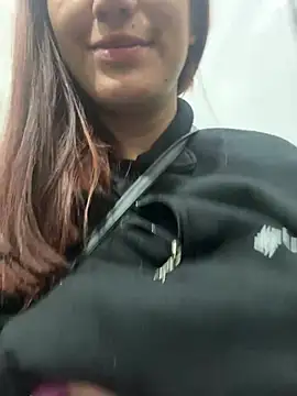 Snapshot of _KarolSmith chatting on February 12, 2025, 4:11 pm  KarolSmith online show from February 12, 2025, 4:11 pm