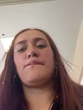 Snapshot of _KarolSmith chatting on January 20, 2025, 1:32 pm  KarolSmith online show from January 20, 2025, 1:32 pm