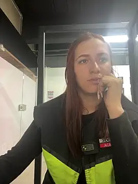 Snapshot of _KarolSmith chatting on January 17, 2025, 8:22 pm  KarolSmith online show from January 17, 2025, 8:22 pm