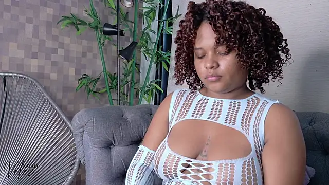 Snapshot of nataly_velez chatting on November 23, 2025, 7:13 pm nataly velez online show from November 23, 2025, 7:13 pm