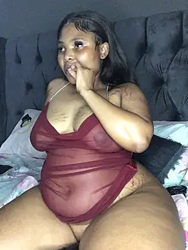 Snapshot of Anaelle24 chatting on March 13, 2025, 12:13 pm Anaelle24 online show from March 13, 2025, 12:13 pm