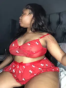 Snapshot of Anaelle24 chatting on March 11, 2025, 9:02 am Anaelle24 online show from March 11, 2025, 9:02 am