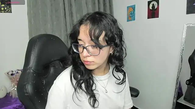 indra cam online show from June 5, 2026, 6:29 am
