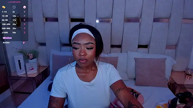 mia schwarz online show from September 29, 2025, 12:22 pm