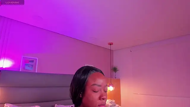 mia schwarz online show from February 26, 2026, 12:16 pm