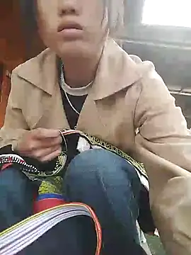 lytamye online show from March 5, 2025, 7:05 am