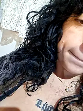 Snapshot of Sweet-diamondxxx chatting on June 25, 2026, 1:38 pm Sweet-diamondxxx online show from June 25, 2026, 1:38 pm