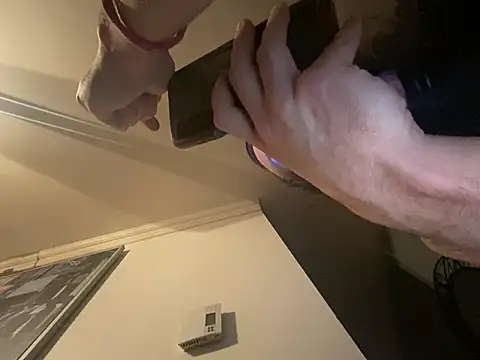 kikiwonderbar online show from January 10, 2026, 1:56 am