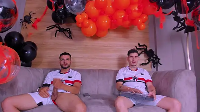 hot day online show from October 27, 2025, 8:43 pm