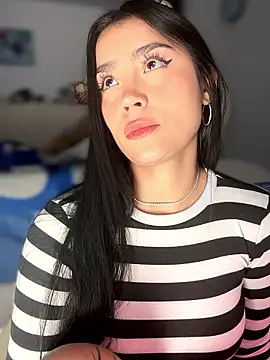 -Loren- online show from January 10, 2026, 11:49 am