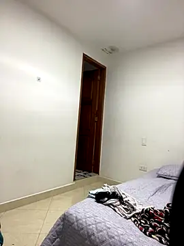 Im Amelia online show from December 22, 2025, 10:32 pm