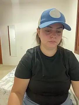 Im Amelia online show from April 8, 2026, 2:29 pm