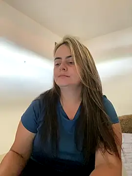 Snapshot of Im_Amelia chatting on November 19, 2025, 5:57 pm Im Amelia online show from November 19, 2025, 5:57 pm