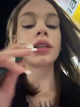 Street young online show from March 9, 2025, 4:33 pm