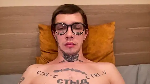 anahori  simon online show from February 28, 2026, 1:55 pm