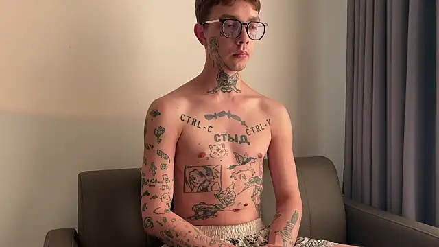 anahori  simon online show from April 15, 2026, 9:26 am