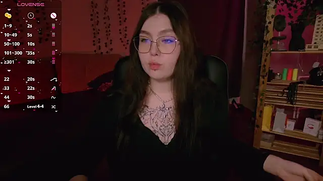 Snapshot of Arizonaa_Muse chatting on November 13, 2025, 2:48 am Arizonaa Muse online show from November 13, 2025, 2:48 am