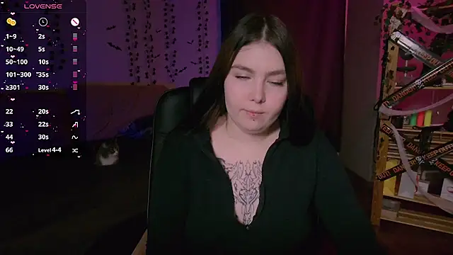 Snapshot of Arizonaa_Muse chatting on November 7, 2025, 1:21 am Arizonaa Muse online show from November 7, 2025, 1:21 am