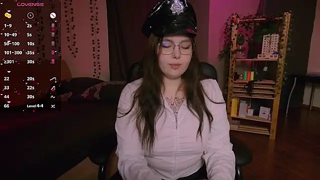 Snapshot of Arizonaa_Muse chatting on November 15, 2025, 2:15 am Arizonaa Muse online show from November 15, 2025, 2:15 am