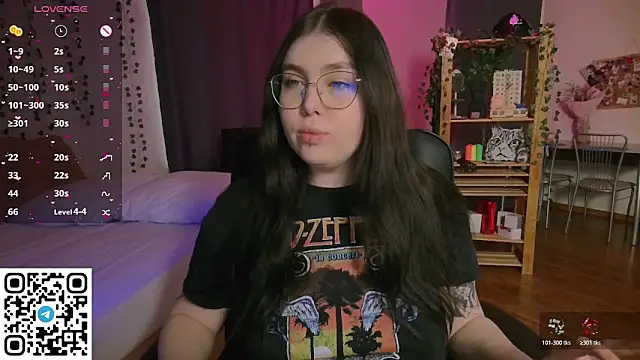 Arizonaa Muse online show from February 15, 2026, 4:02 am