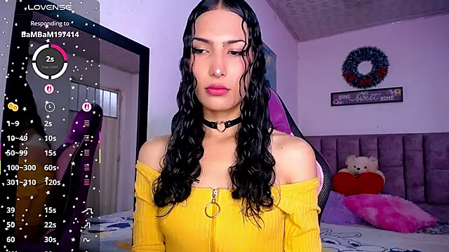 Lanna hott  online show from June 6, 2026, 12:32 pm