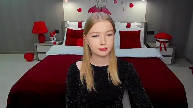 shy  lady online show from February 17, 2025, 5:44 pm