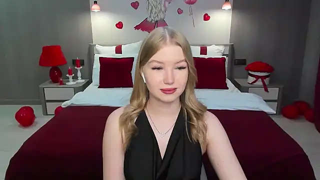 shy  lady online show from February 13, 2025, 2:31 pm